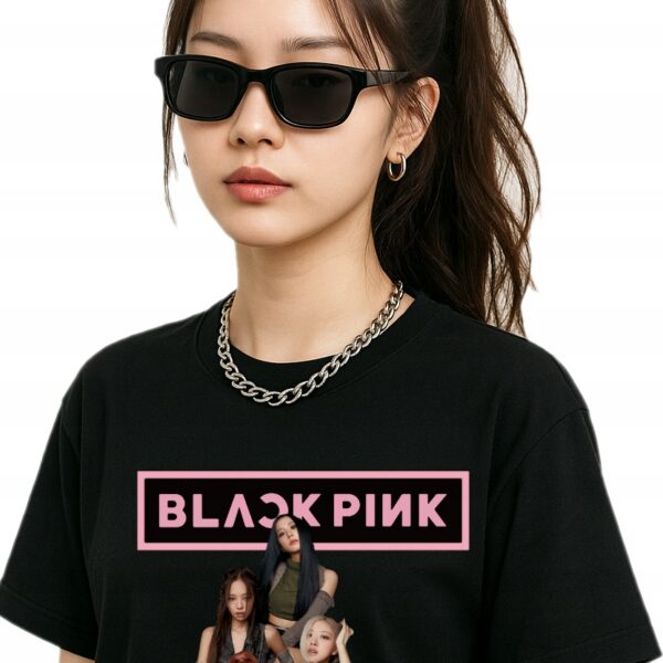 Koszulka fanart pink muzyczny k-pop z autorską grafiką premium M - wzór ASD-23336