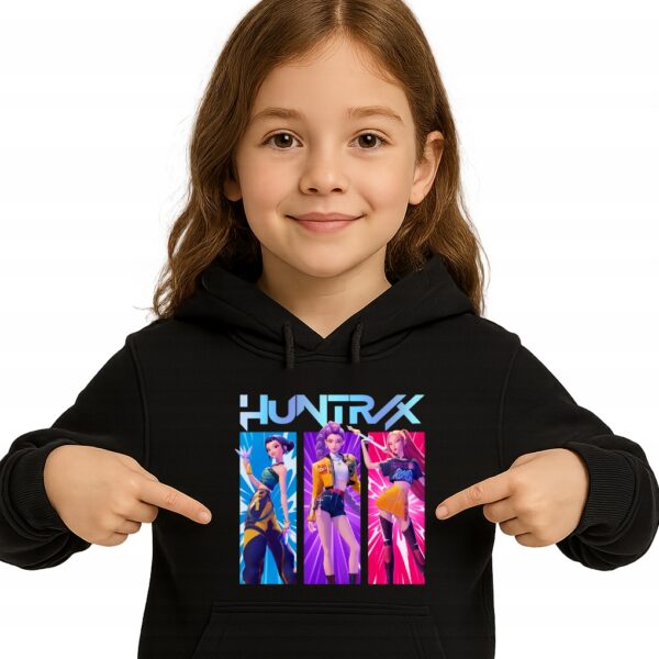 Bluza z kapturem fanart muzyczny k-pop rumi mira zoey z autorską grafiką czarny - wzór ASD-17609