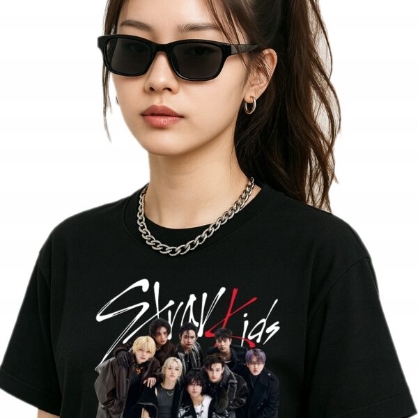 Koszulka fanart stray muzyczny k-pop z autorską grafiką premium - wzór ASD-23353